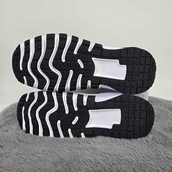 New Nike Free Metcon 6 Black White Women's Workout Shoes Size 6 - Picture 7 of 8